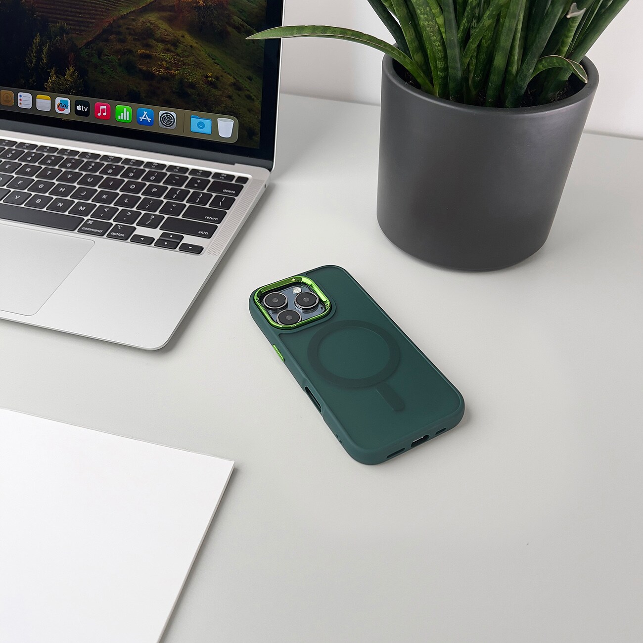 Wozinsky Fashion Case med MagSafe til Samsung Galaxy S24 FE - Grøn