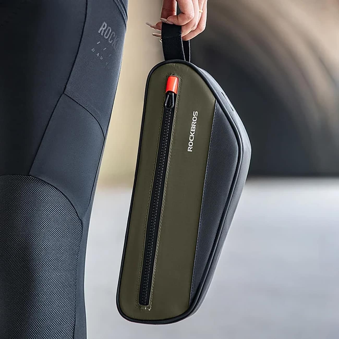 Rockbros 30120079001 cykelväska för 1,7-litersram - grön och svart