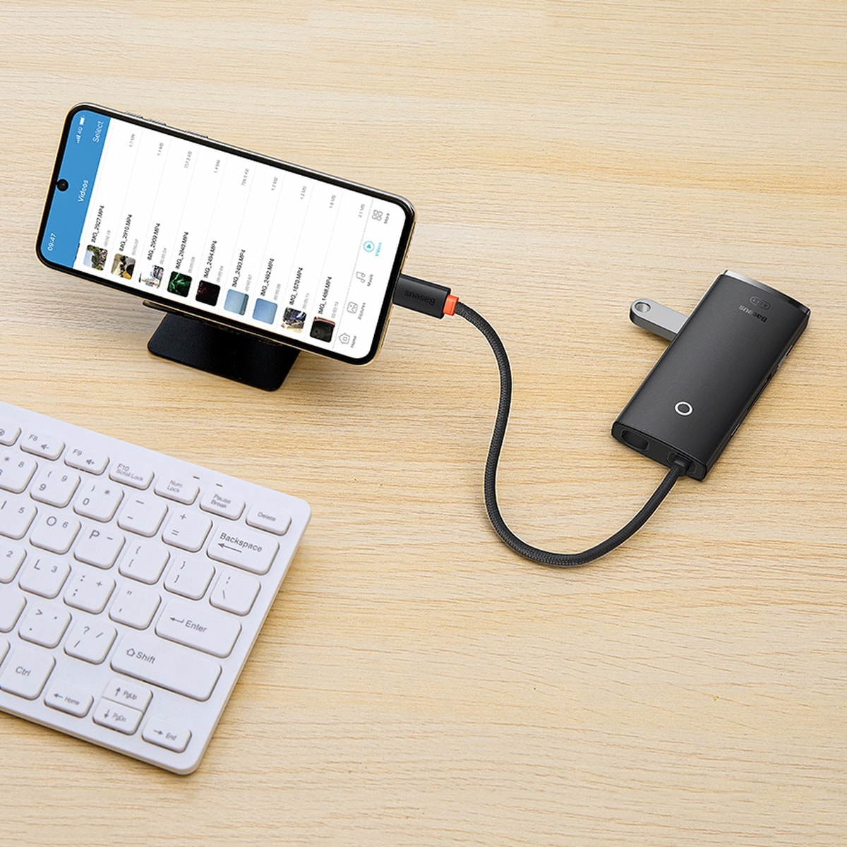 Baseus Lite Series USB Type-C HUB - 2 x USB 3.0 / USB-C / HDMI 1.4 / SD/TF OTG schwarz (WKQX050001)