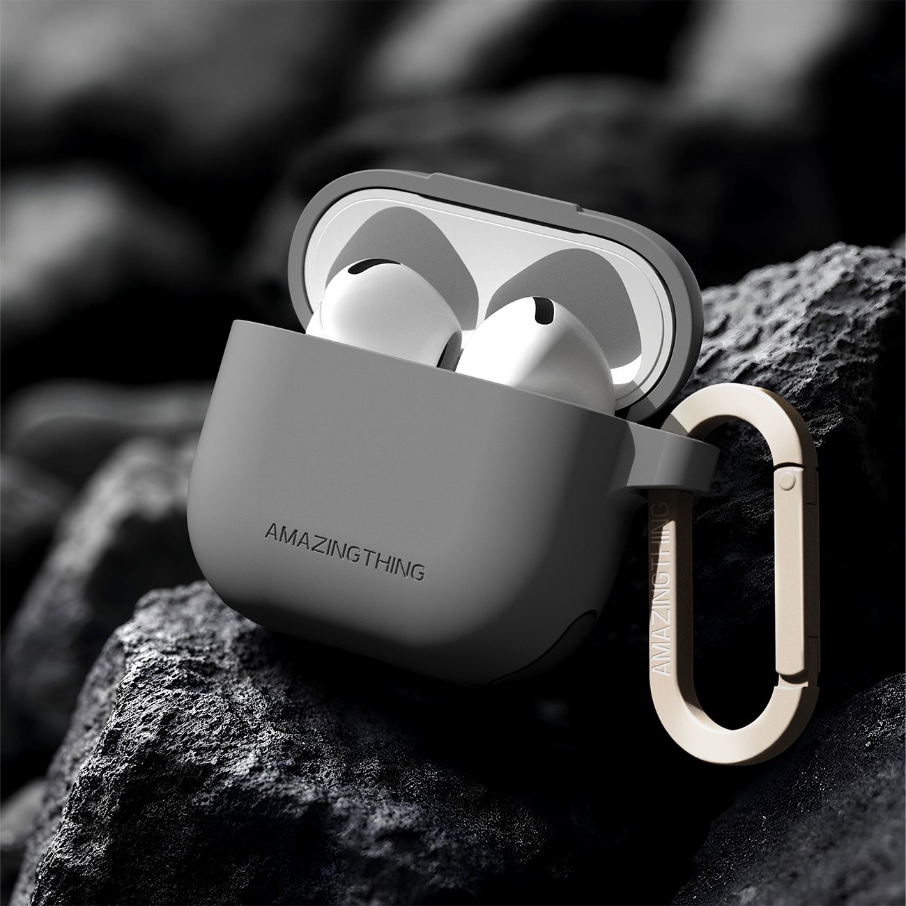 AmazingThing Omni Case för AirPods 4 - svart