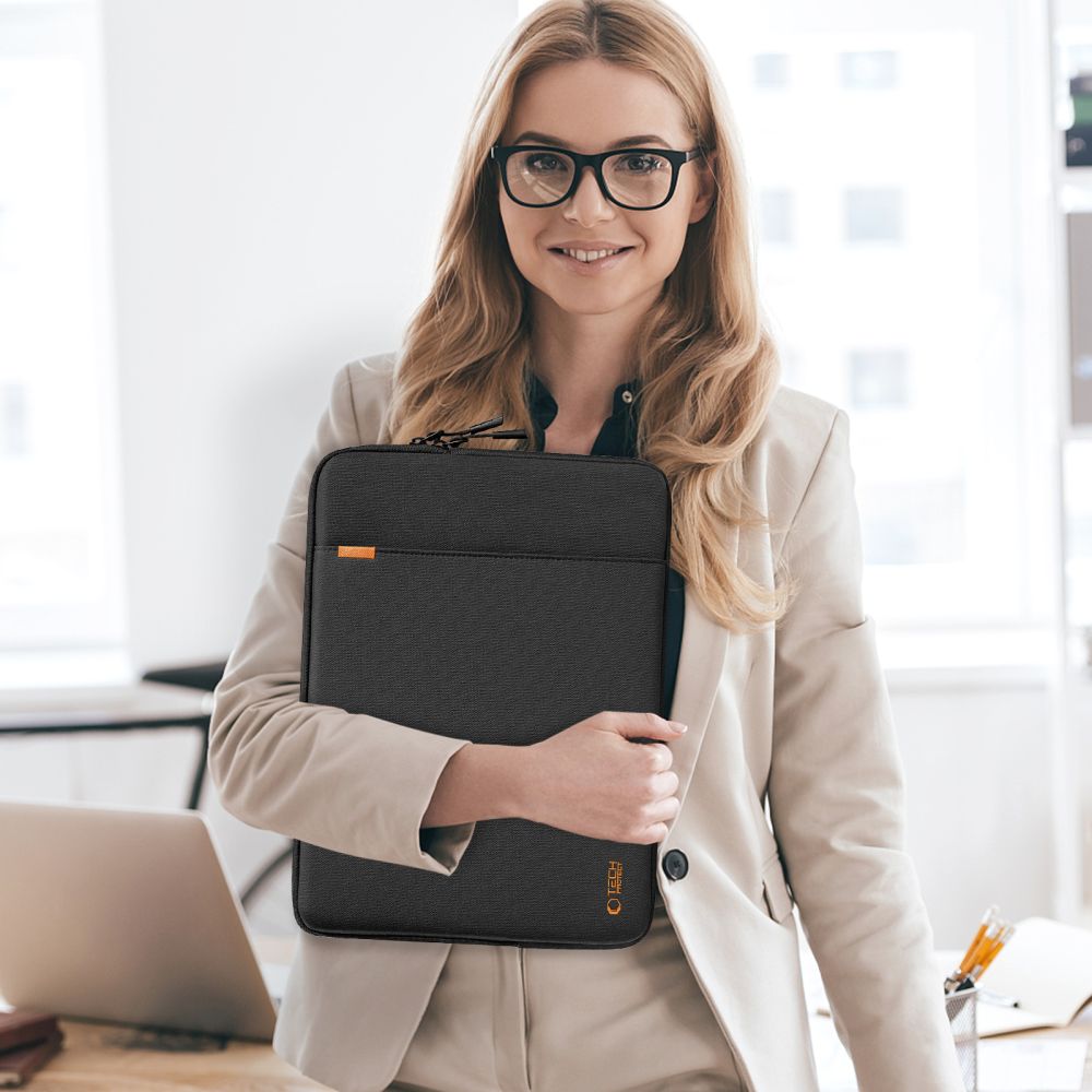 Tech-Protect Defender laptopfodral 38,1–40,6 cm - svart / Datorfodral / Fodral