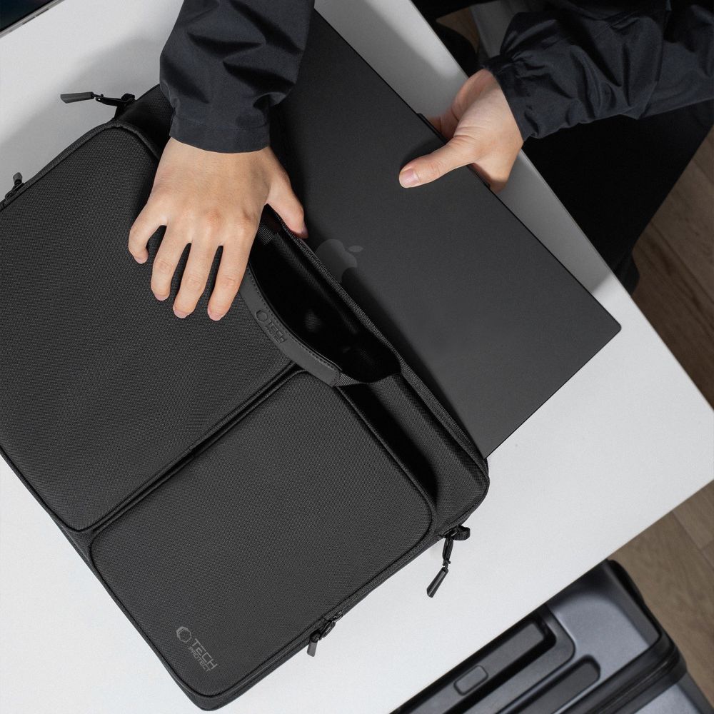 Tech-Protect Defender Väska för 17" bärbar dator - Svart