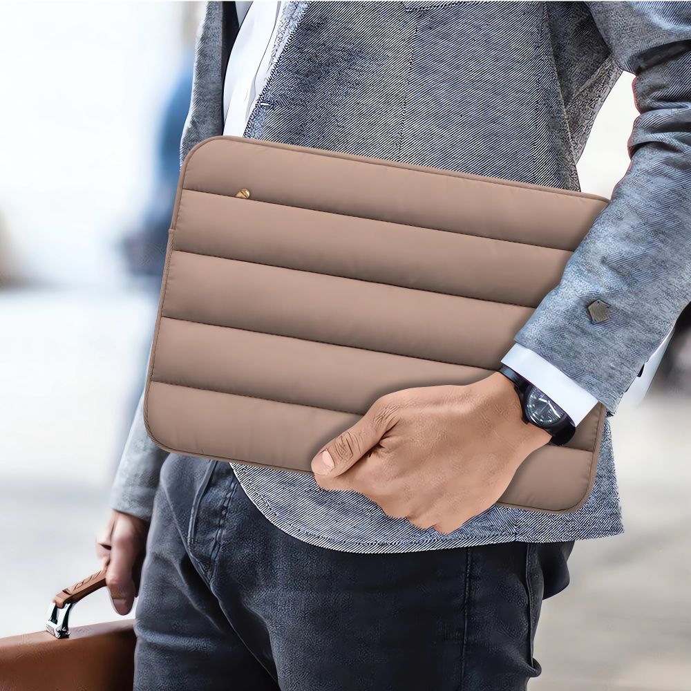 Tech-Protett Fluffig väska för bärbar dator 15-16 - Brun
