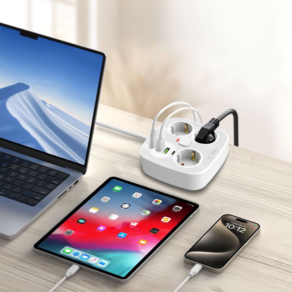 Tech-Protect PCS3X4 grenuttag, 3 uttag, 2xUSB-A, 2xUSB-C 200 cm - vit