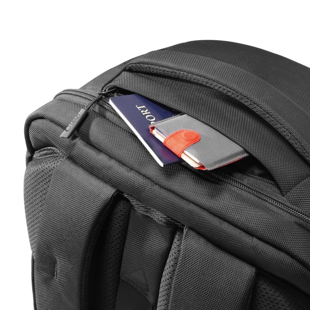 Tech-Protect Defender S40 Ryggsäck för Ryanair & Wizzar, 20L Laptop - Svart