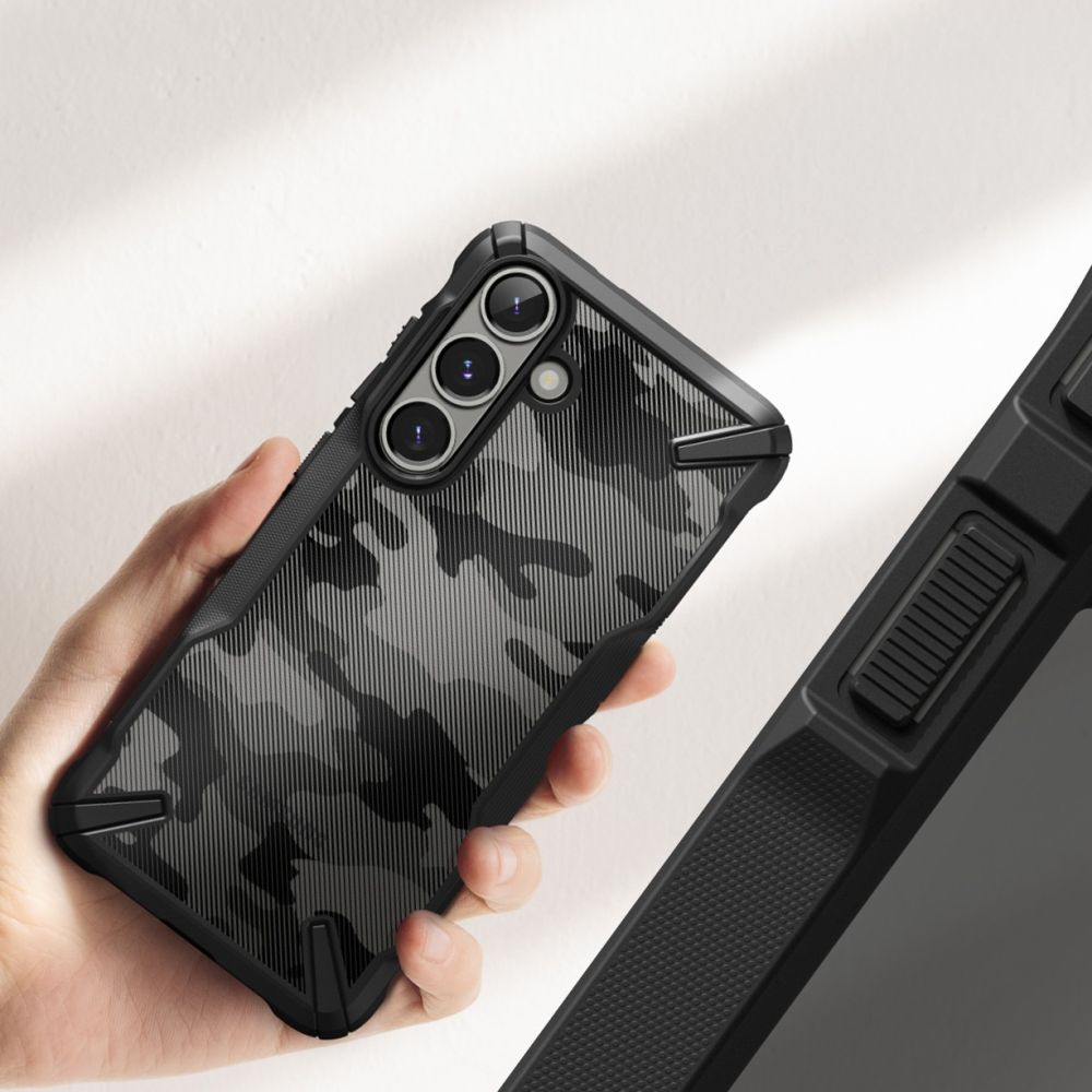 Ringke Fusion X-etui til Samsung Galaxy S25+ - Sort camouflage