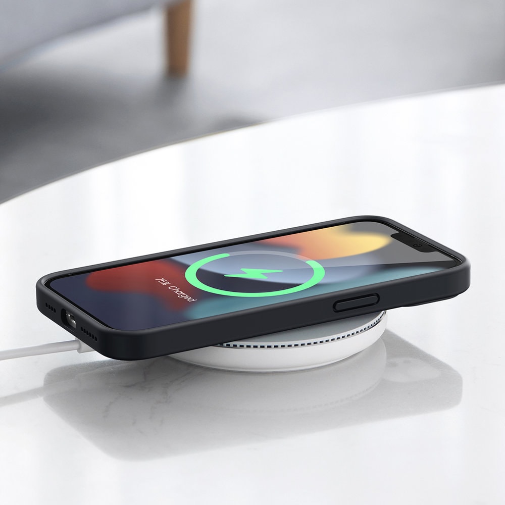 Ugreen Skyddande silikonfodral gummi flexibelt silikonfodral för iPhone 13 Pro Max svart