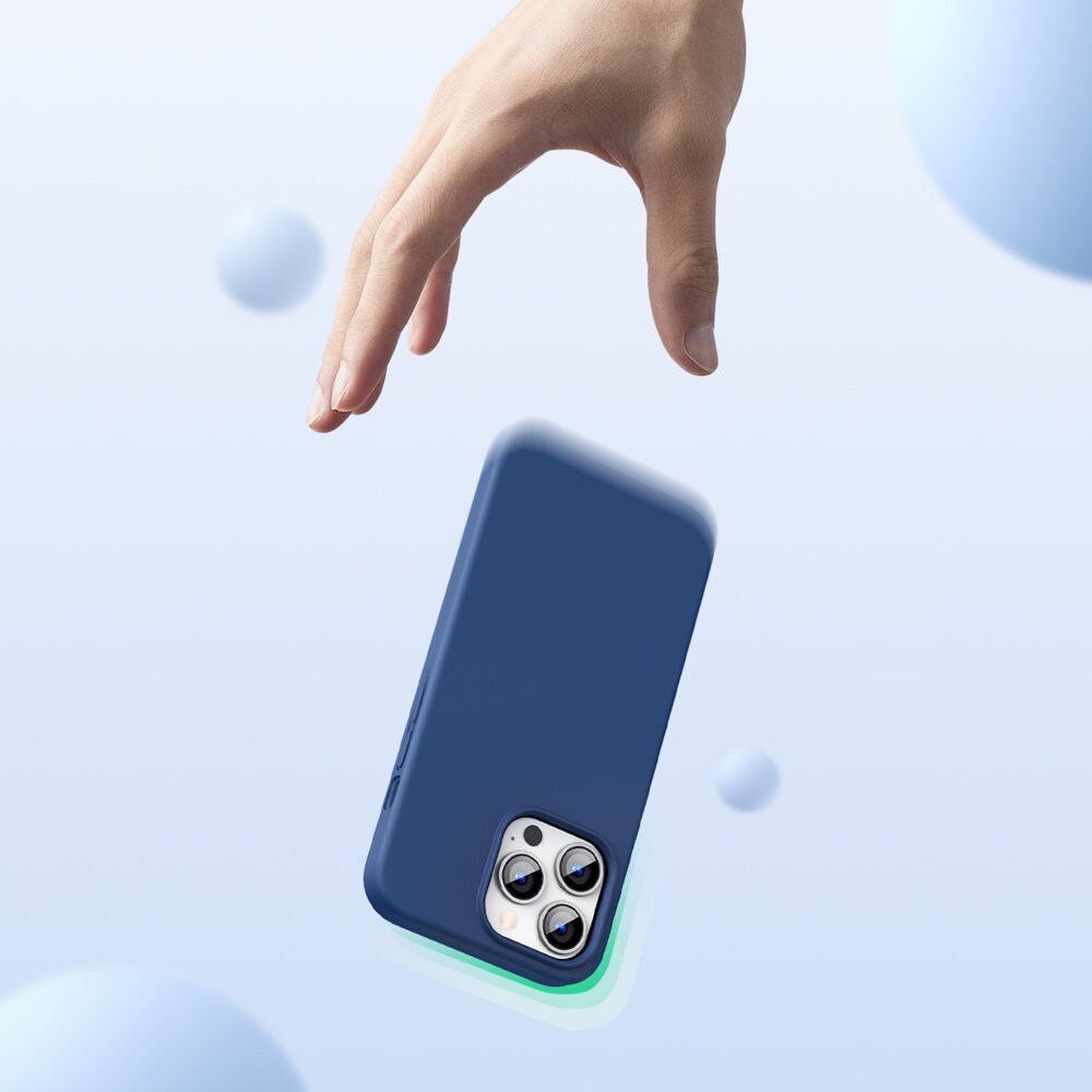 Ugreen Skyddande silikonfodral gummi flexibelt silikonfodral för iPhone 13 Pro Max blå