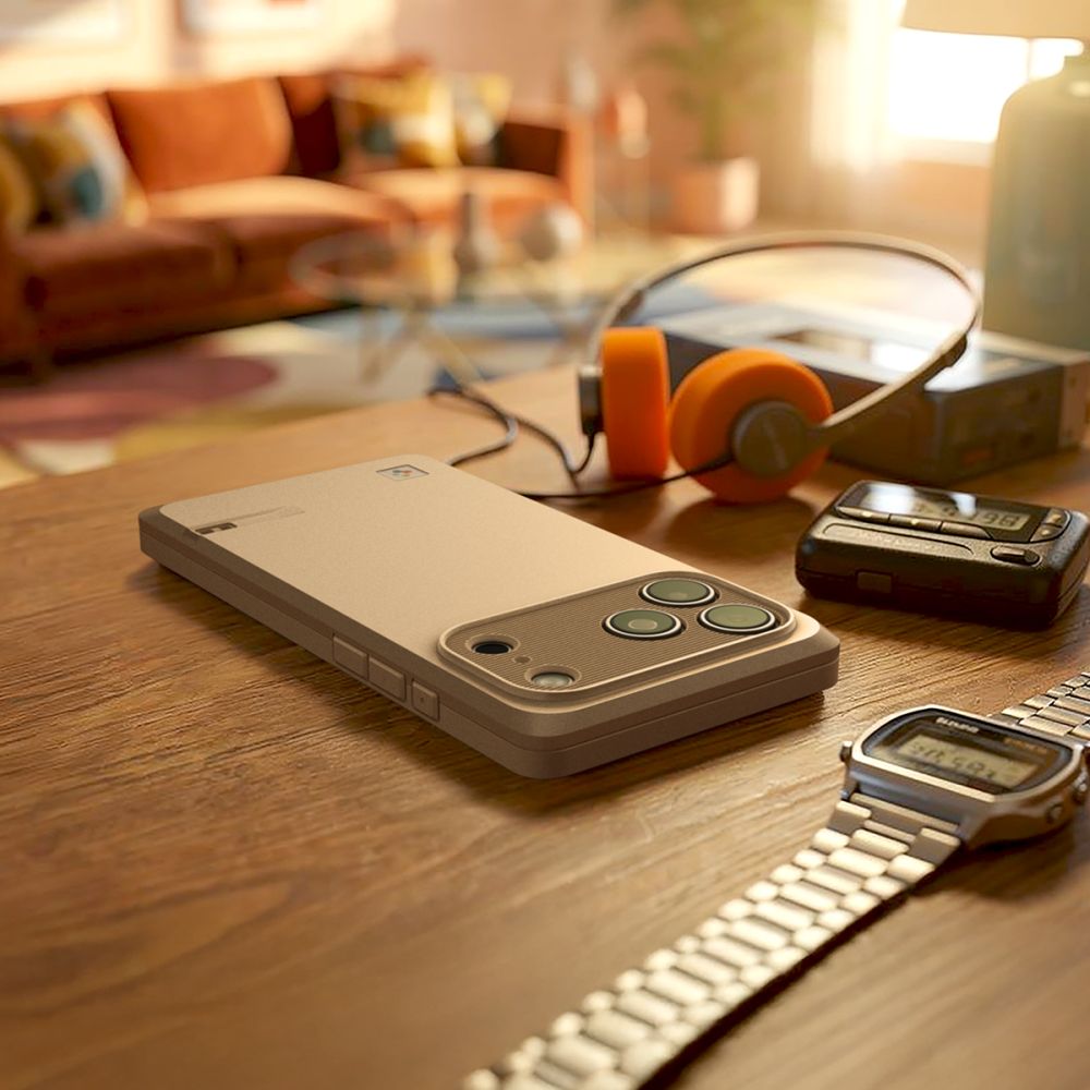 Spigen Classic LS MagSafe-fodral för iPhone 17 Pro - Beige