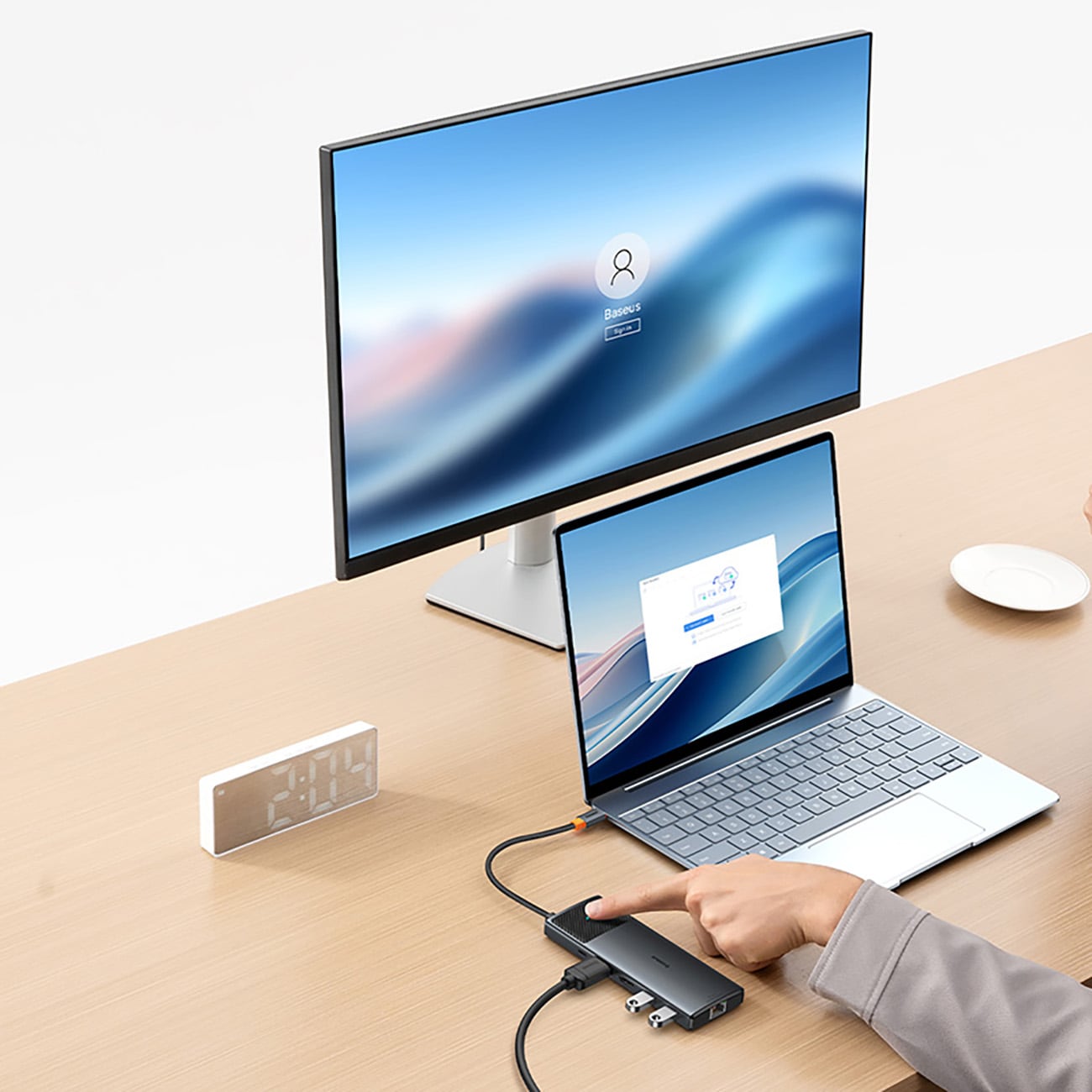 Baseus Metal Gleam II 10-i-1 HDMI, USB-A, USB-C, RJ45, SD/TF-hub – grå