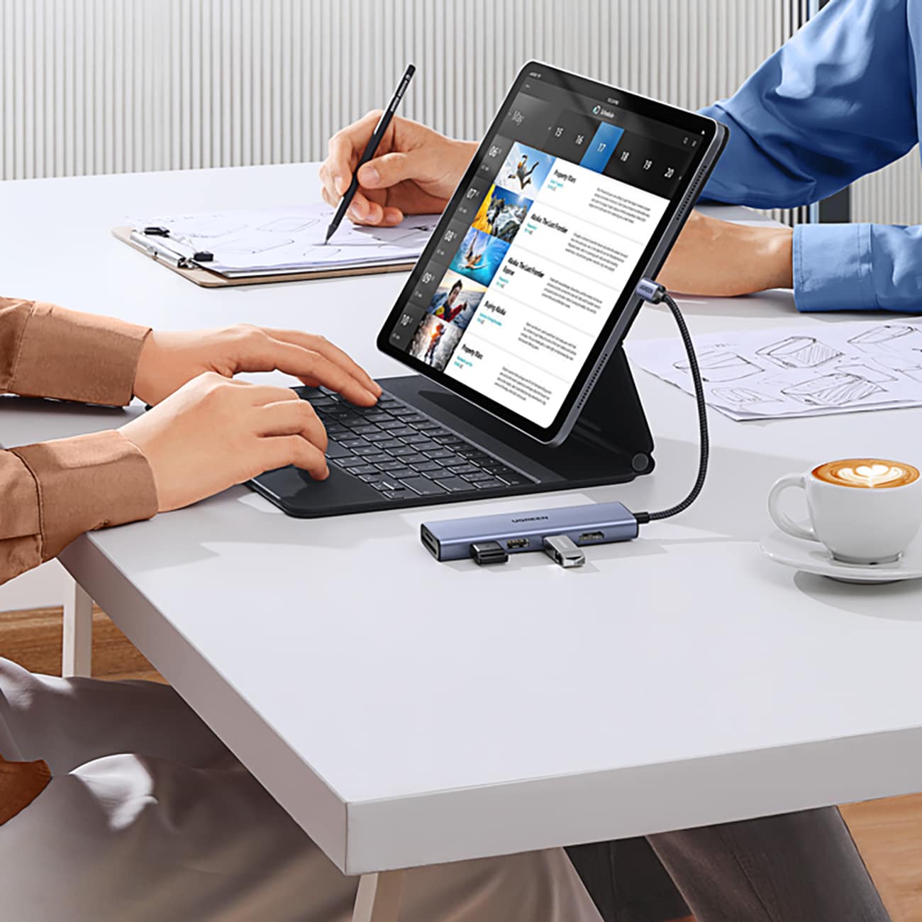 HUB Ugreen CM511 20956A 6-i-1 USB-C – HDMI / 3x USB-A 3.0 / SD/TF-kortläsare – grå