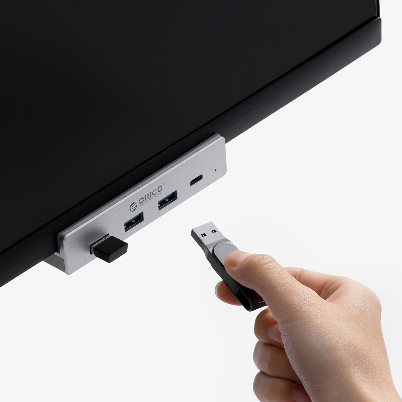 Orico MH4PC Hub med klämfäste – USB-C / 3x USB-A 3.0 + 1x USB-C 3.0 – Silver