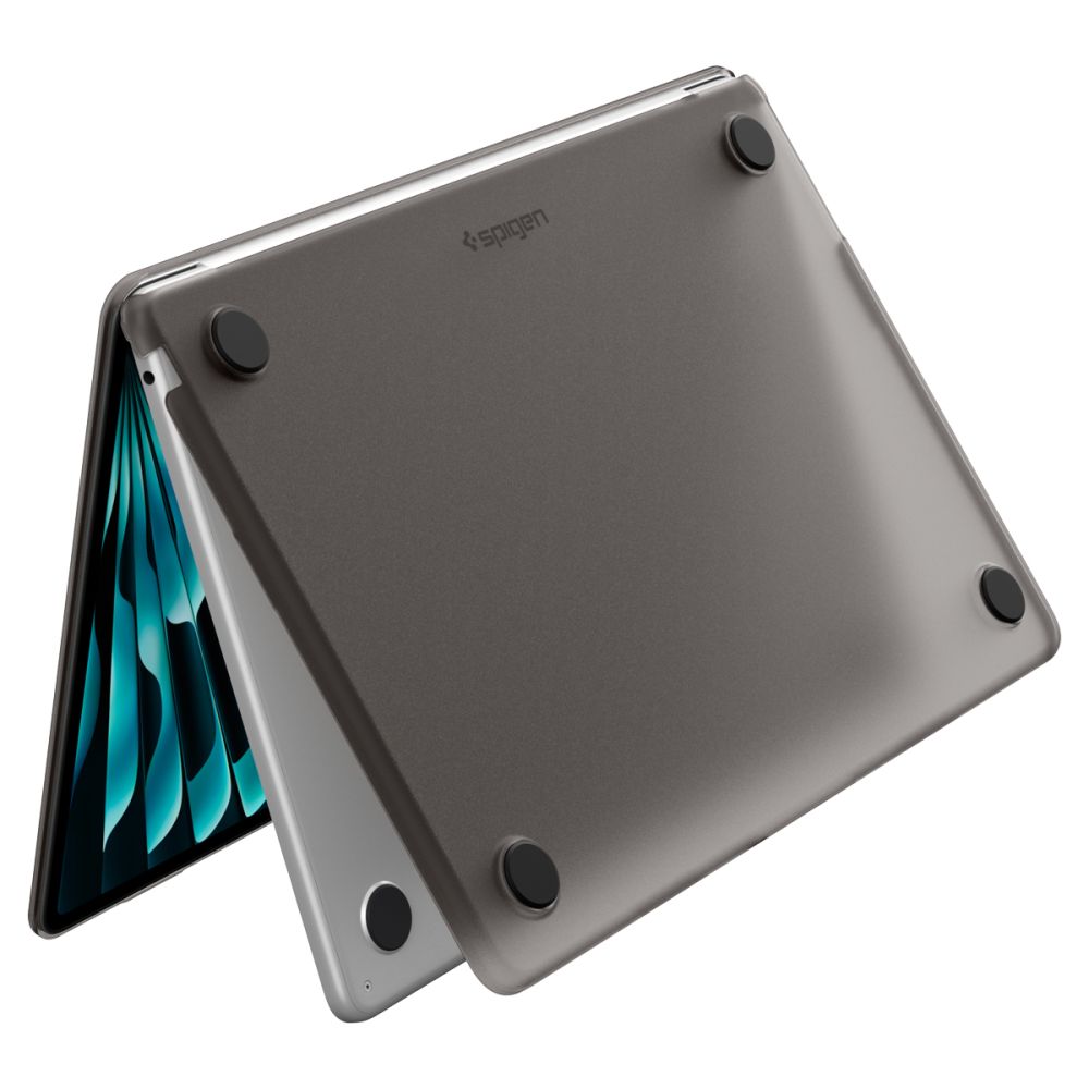 Spigen AirSkin-fodral för MacBook Air 13" 2023–2024–2025–2026 – Halvgenomskinligt
