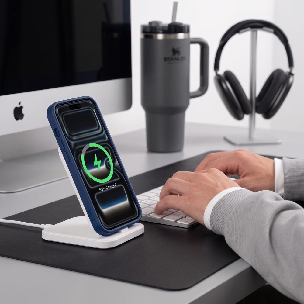 Tech-Protect BasicMag MagSafe-fodral för iPhone 17 Pro / 18 Pro – mörkblått matt