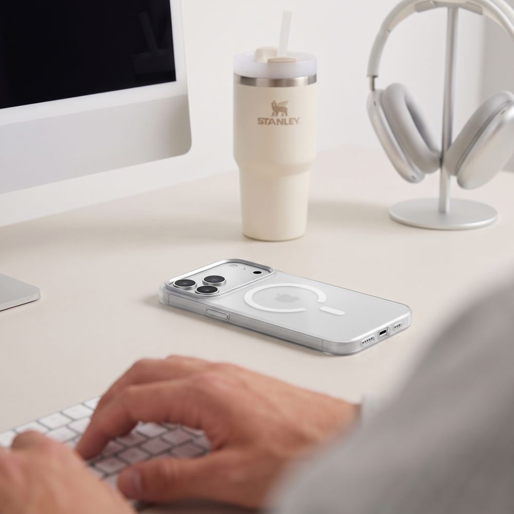 Tech-Protect MagZero MagSafe-fodral för iPhone 17 Pro Max / 18 Pro Max – mattvit