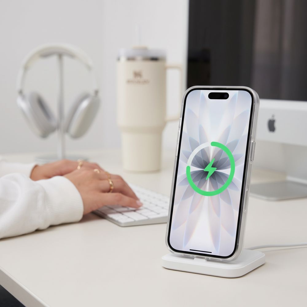 Tech-Protect MagZero MagSafe-fodral för iPhone 17 – mattvit