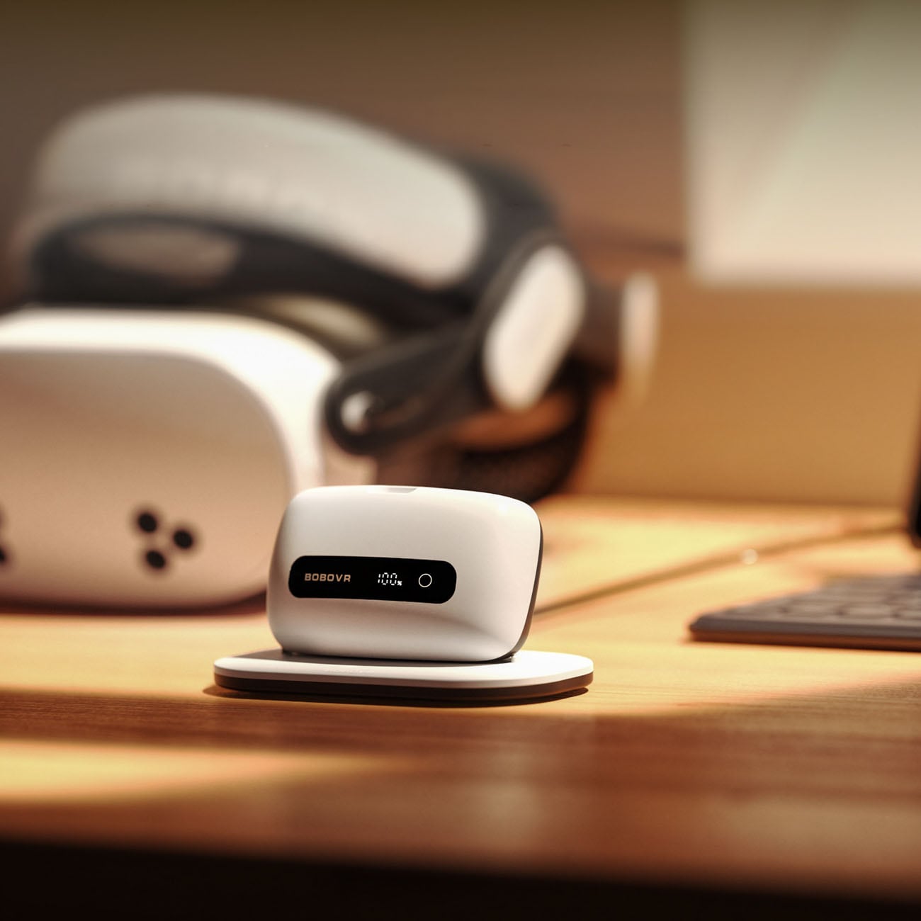 BoboVR BM60-1 6500 mAh-batteri för BoboVR M3 Pro+ och BoboVR M3 med laddningsstation – vitt